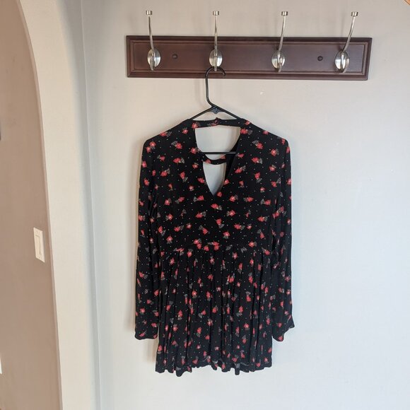 Free People Tegan Floral Mini Dress Size 6  Black & Red Floral Print - Picture 11 of 13